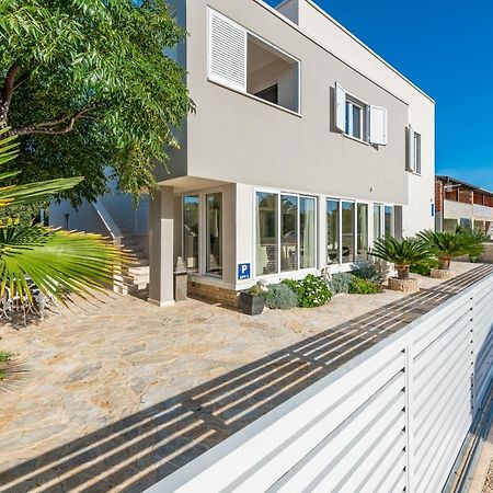 Hibiskus App2 Apartment Вир Екстериор снимка