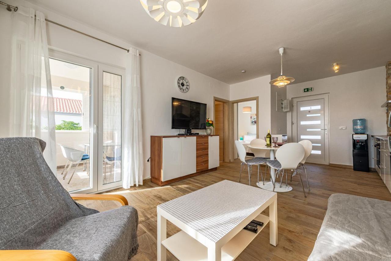 Hibiskus App2 Apartment Вир Екстериор снимка