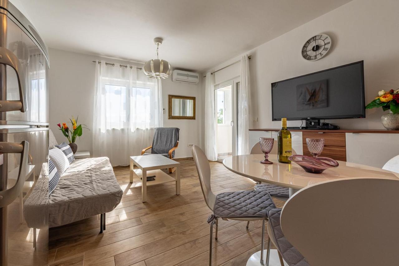 Hibiskus App2 Apartment Вир Екстериор снимка