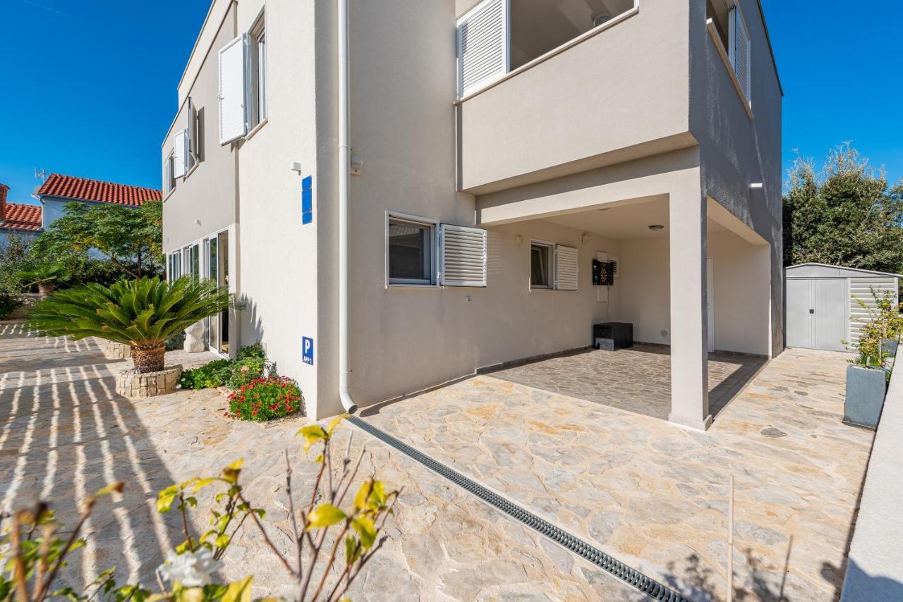 Hibiskus App2 Apartment Вир Екстериор снимка